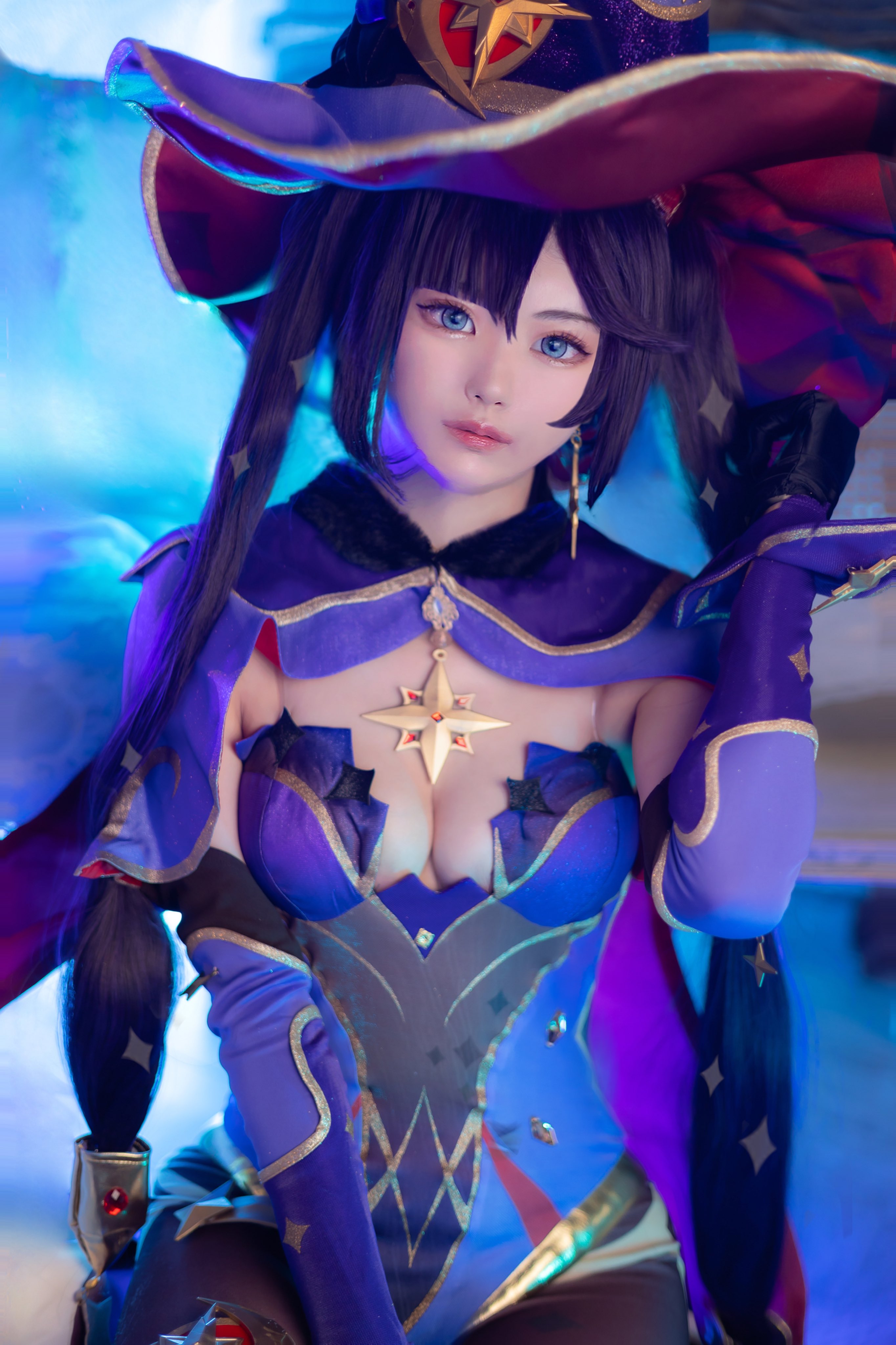 莫娜